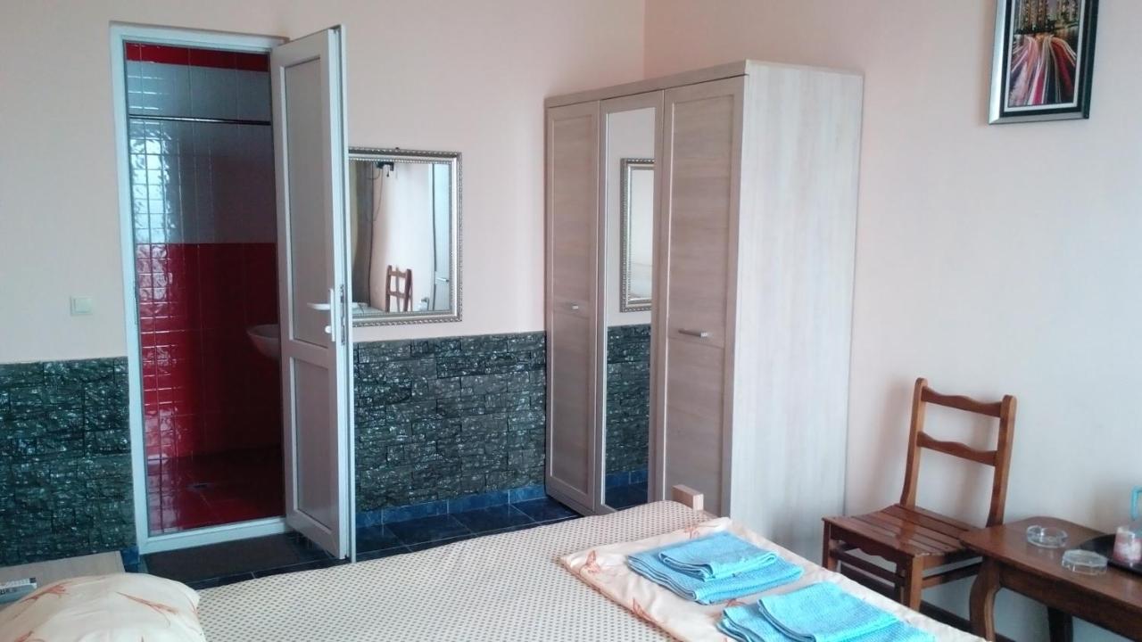 Guest House Rusalka Kobuleti Kültér fotó